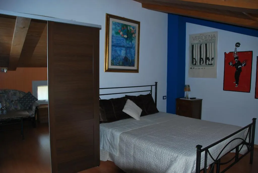 B&B Percorso Verde Ponte Valleceppi 2*,  Italy